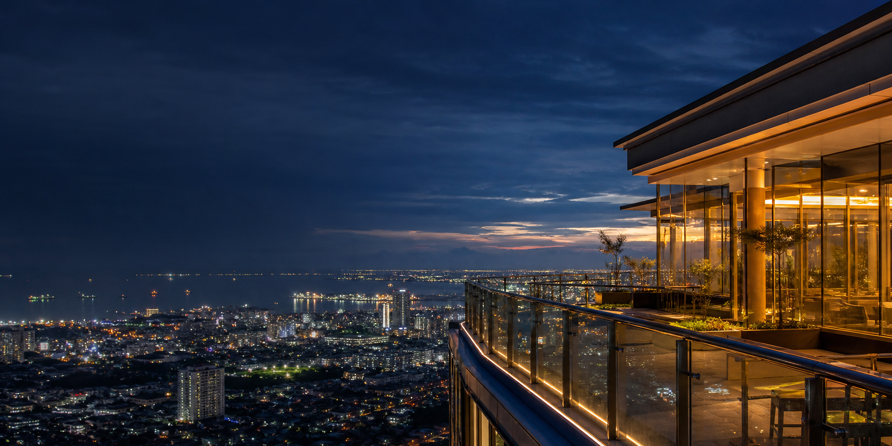 NUSTAR Skydeck Cebu Guide at NUSTAR Cebu